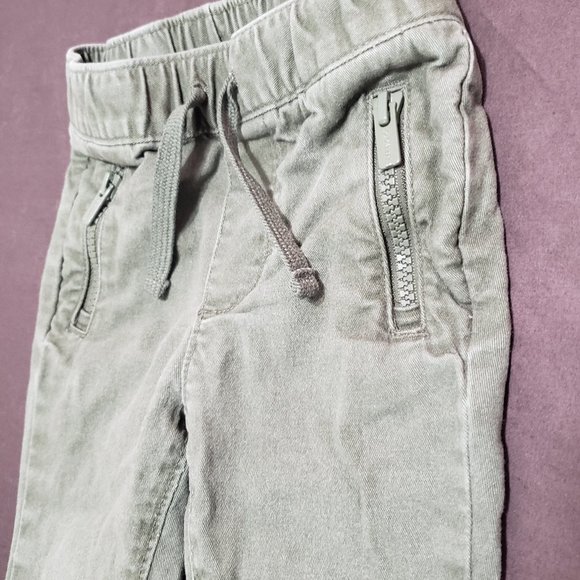 Old Navy Green Pants With Adjustable Drawstring Elastic Waist Size 18-24 Months - Picture 4 of 6